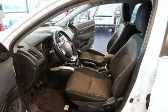 Mitsubishi ASX, 1.6, 86 kW, бензин, механическая, передний привод