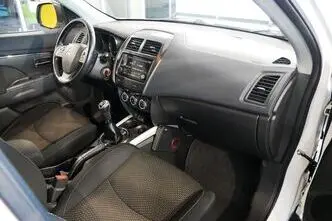 Mitsubishi ASX, 1.6, 86 kW, бензин, механическая, передний привод