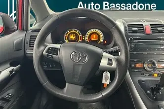 Toyota Auris, 1.4, 66 kW, diisel, automaat, esivedu