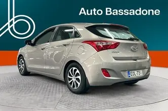 Hyundai i30, 1.4, 73 kW, bensiin, manuaal, esivedu