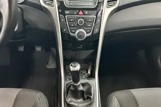 Hyundai i30, 1.4, 73 kW, bensiin, manuaal, esivedu
