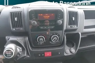 Peugeot Boxer, 2.2, 103 kW, diesel, manual, front-wheel drive