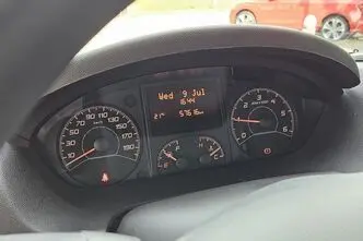 2.3, 96 kW, diisel, manuaal, esivedu