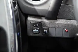 Toyota Auris, 1.8, 73 kW, bensiin, automaat