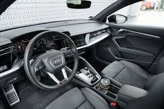 Audi RS3, 2.5, 295 kW, бензин, автомат, полный привод