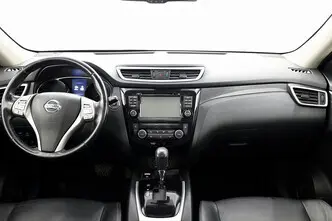 Nissan X-Trail, 1.6, 130 kW, дизель, автомат, передний привод