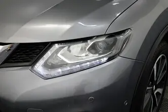 Nissan X-Trail, 1.6, 130 kW, дизель, автомат, передний привод