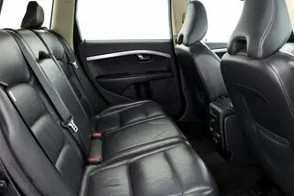 Volvo V70, 2.5, 147 kW, bensiin, manuaal, esivedu