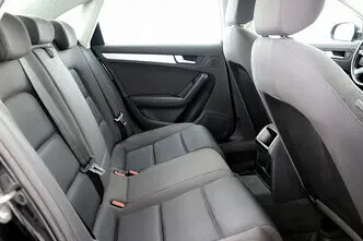 Audi A4, 2.0, 142 kW, diesel, manual, front-wheel drive