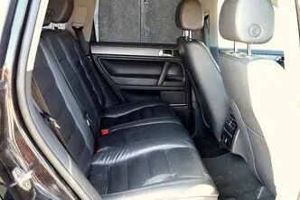 Volkswagen Touareg, 3.0, 224 kW, diesel, automatic, four-wheel drive