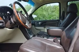 Cadillac Escalade, 6.0, 248 kW, hybrid, automatic, four-wheel drive