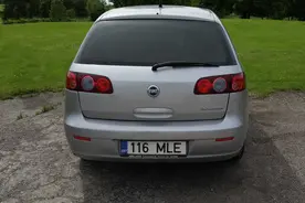 Fiat Croma, 2.2, 108 kW, bensiin, manuaal, esivedu