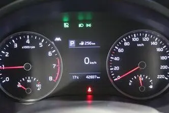 Kia Stonic, 1.0, 88 kW, bensiin, automaat, esivedu