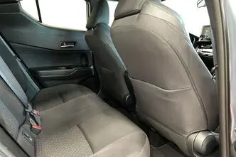 Toyota C-HR, 1.8, 72 kW, hybrid, automatic, front-wheel drive