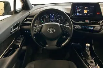 Toyota C-HR, 1.8, 72 kW, hybrid, automatic, front-wheel drive