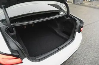 BMW 530, 2.0, 185 kW, hybrid, automatic, four-wheel drive