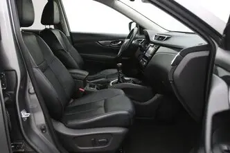 Nissan X-Trail, 1.6, 120 kW, petrol, manual, front-wheel drive