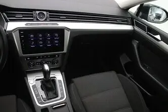 Volkswagen Passat, 2.0, 110 kW, diesel, automatic, front-wheel drive