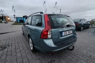 Volvo V50, 2.4, 132 kW, diesel, manual, front-wheel drive