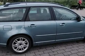 Volvo V50, 2.4, 132 kW, diesel, manual, front-wheel drive