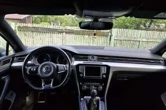Volkswagen Passat, 2.0, 110 kW, diesel, manual, front-wheel drive