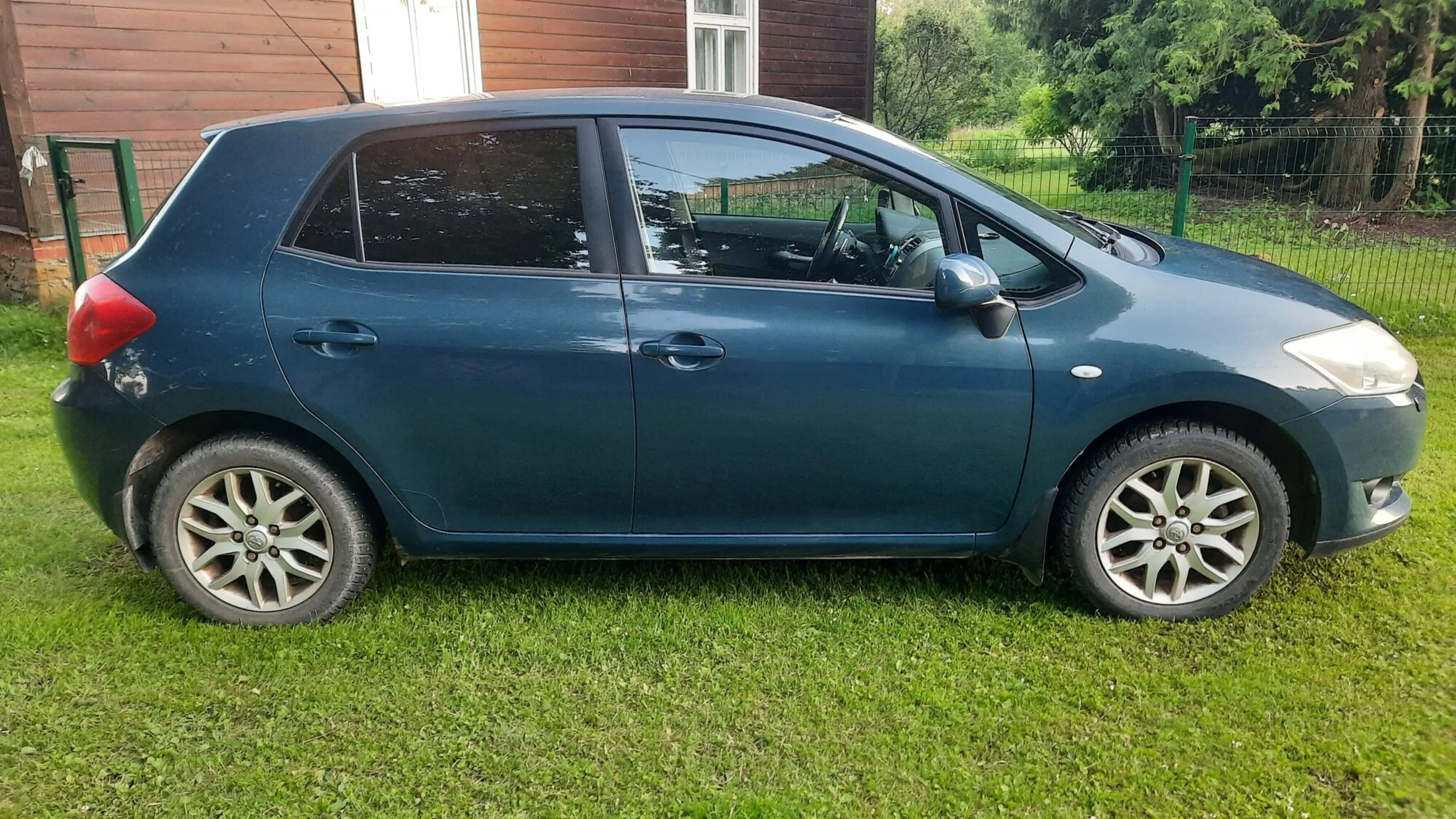 Toyota Auris, 1.6, 91 kW, petrol, automatic, front-wheel drive