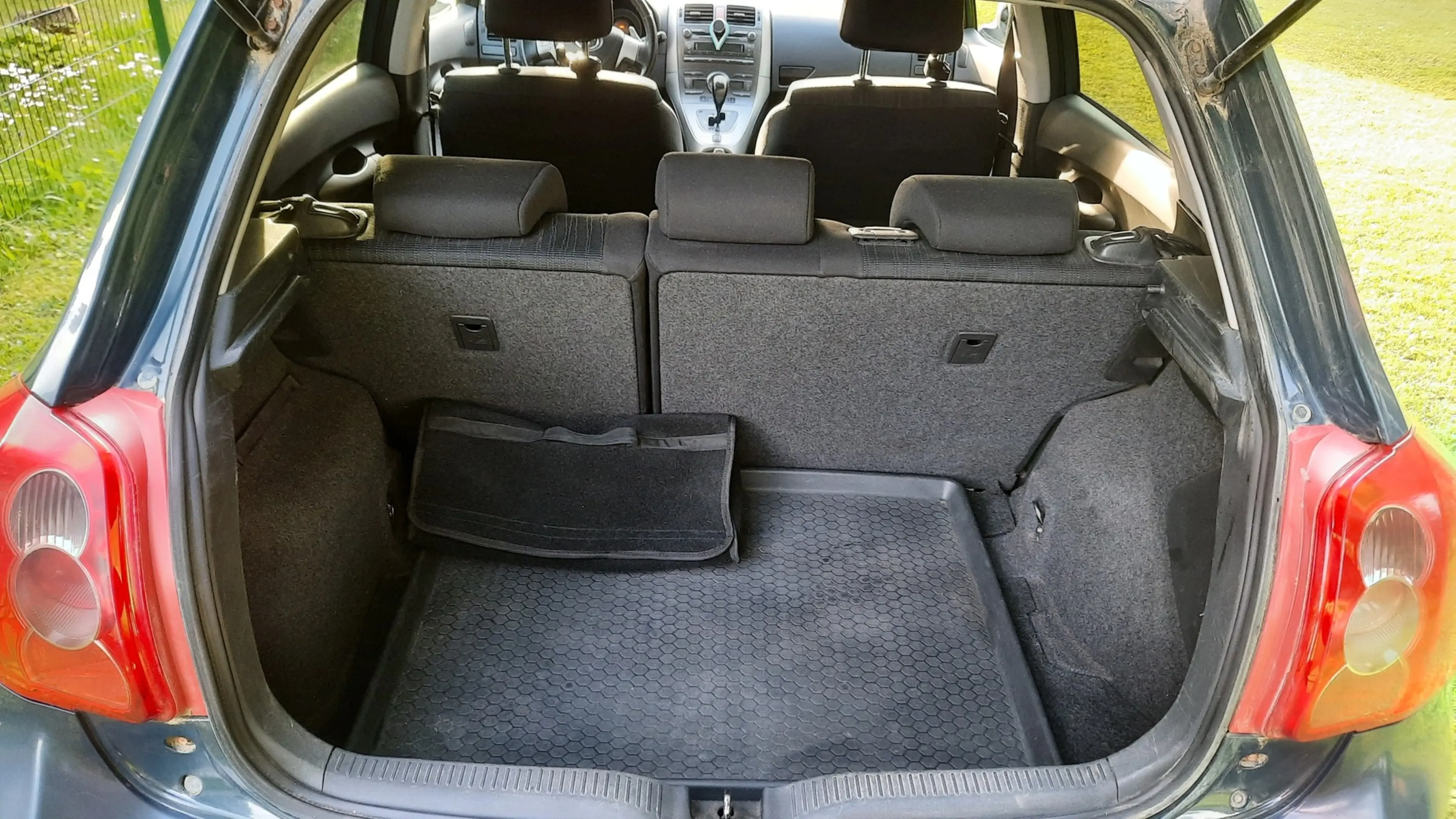 Toyota Auris, 1.6, 91 kW, petrol, automatic, front-wheel drive