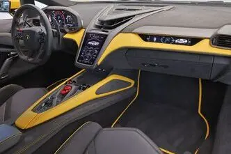 Lamborghini Revuelto, 6.5, 607 kW, hybrid, automatic, four-wheel drive