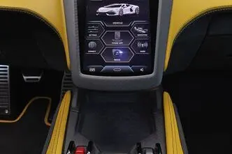 Lamborghini Revuelto, 6.5, 607 kW, hybrid, automatic, four-wheel drive