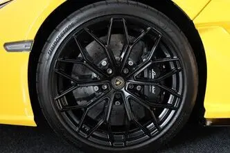Lamborghini Revuelto, 6.5, 607 kW, hybrid, automatic, four-wheel drive