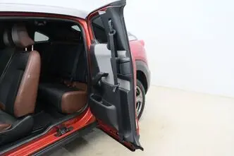 Mazda MX-30, 80 kW, elekter, automaat, esivedu
