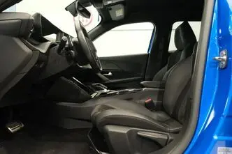 Peugeot 2008, 1.5, 96 kW, diesel, automatic, front-wheel drive