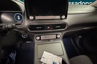 Hyundai Kona, electric, automatic, front-wheel drive