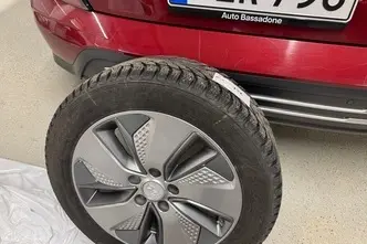 Hyundai Kona, electric, automatic, front-wheel drive