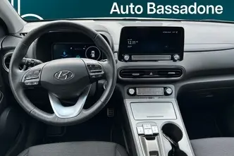 Hyundai Kona, 100 kW, electric, automatic, front-wheel drive