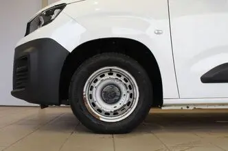 Peugeot Partner, 1.5, 56 kW, diesel, manual, front-wheel drive