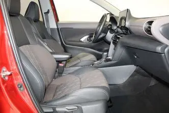 Toyota Yaris Cross, 1.5, 68 kW, hübriid, automaat, esivedu