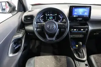 Toyota Yaris Cross, 1.5, 68 kW, hübriid, automaat, esivedu