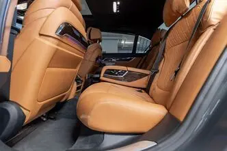 BMW 730, 3.0, 195 kW, diesel, automatic, four-wheel drive