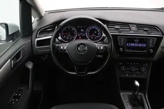 Volkswagen Touran, 1.6, 85 kW, дизель, автомат, передний привод