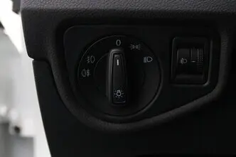 Volkswagen Touran, 1.6, 85 kW, дизель, автомат, передний привод