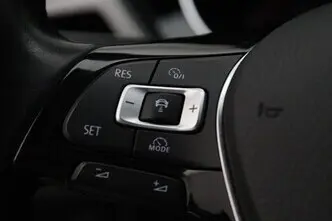 Volkswagen Touran, 1.6, 85 kW, дизель, автомат, передний привод