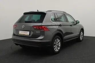 Volkswagen Tiguan, 2.0, 132 kW, bensiin, automaat, nelikvedu