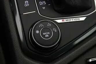 Volkswagen Tiguan, 2.0, 132 kW, bensiin, automaat, nelikvedu