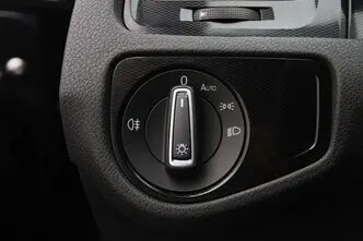 Volkswagen Golf, 1.4, 110 kW, pistikhübriid, automaat, esivedu
