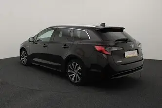 Toyota Corolla, 1.8, 72 kW, hybrid, automatic, front-wheel drive