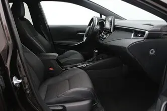 Toyota Corolla, 1.8, 72 kW, hybrid, automatic, front-wheel drive