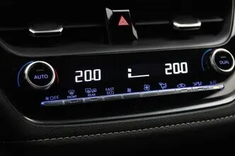 Toyota Corolla, 1.8, 72 kW, hybrid, automatic, front-wheel drive