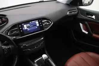 Peugeot 308, 1.6, 88 kW, diesel, manual, front-wheel drive