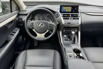 Lexus NX 300h, 2.5, 114 kW, гибрид, автомат, полный привод